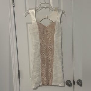 BEAUTIFUL ivory dress.